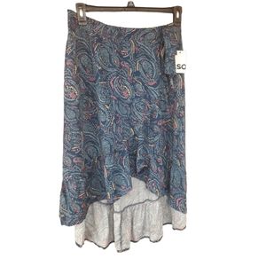 New SO women's ruffled skirt size large